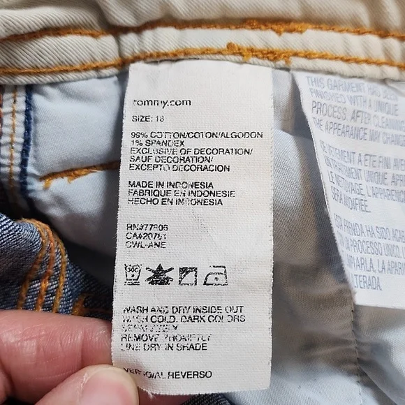 Size 18 Tommy Hilfiger stretch crop jeans. B44 - Picture 10 of 13